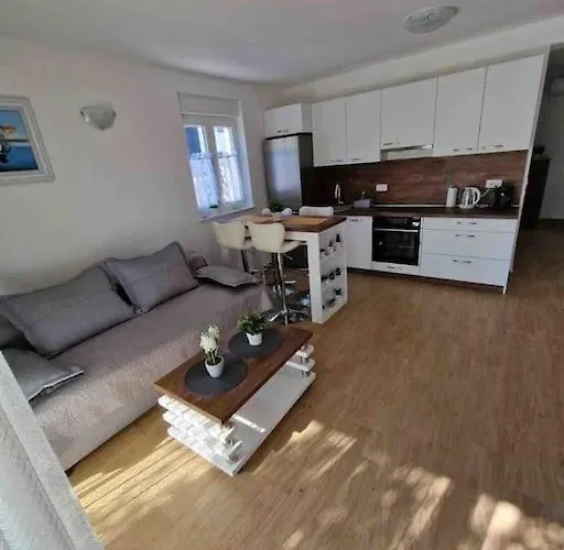 Zoran Brand New Apartment-garden