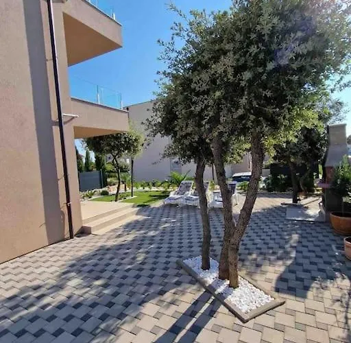 Zoran Brand New Apartment-garden Apartman