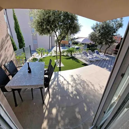 Zoran Brand New Apartment-garden