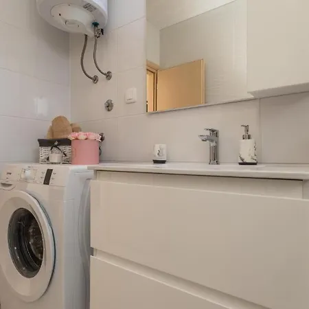 아파트 Zoran Brand New Apartment-garden *