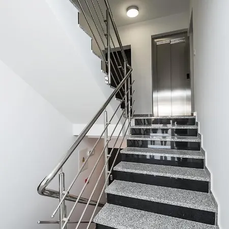 아파트 Zoran Brand New Apartment-garden